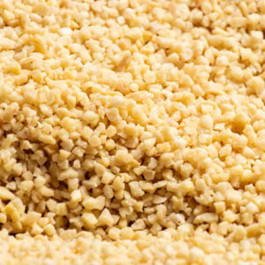 Granito almendra repelado a granel